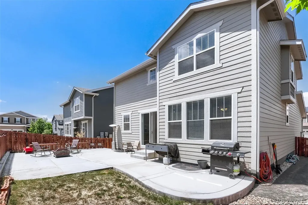 10946 Uvalda Street Commerce City CO 80022