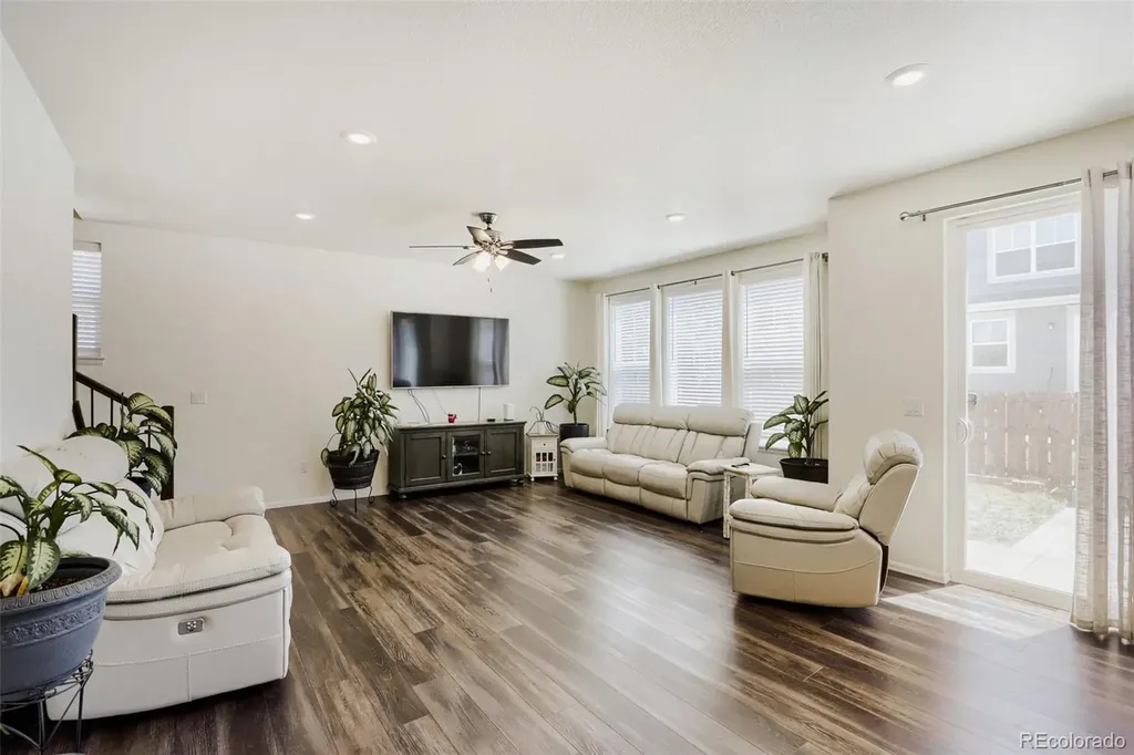 10946 Uvalda Street Commerce City CO 80022