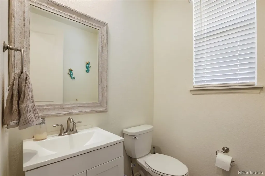 10946 Uvalda Street Commerce City CO 80022