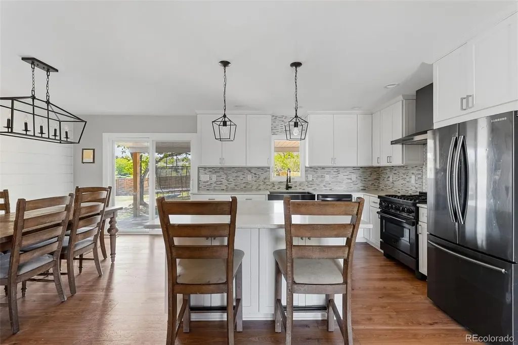 2291 S Zang Court Lakewood CO 80228