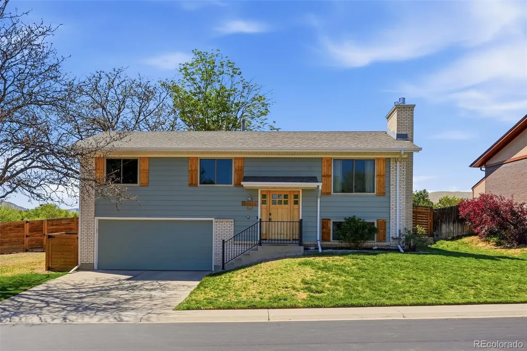 2291 S Zang Court Lakewood CO 80228