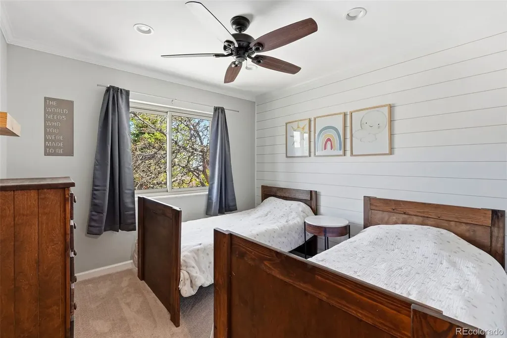 2291 S Zang Court Lakewood CO 80228
