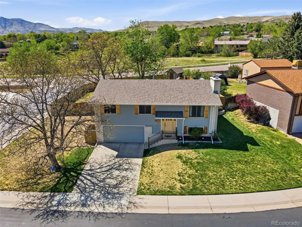 2291 S Zang Court Lakewood CO 80228