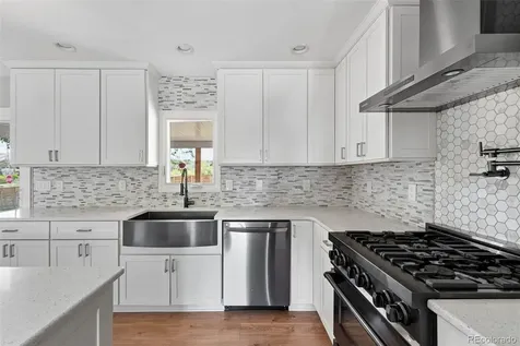 2291 S Zang Court Lakewood CO 80228