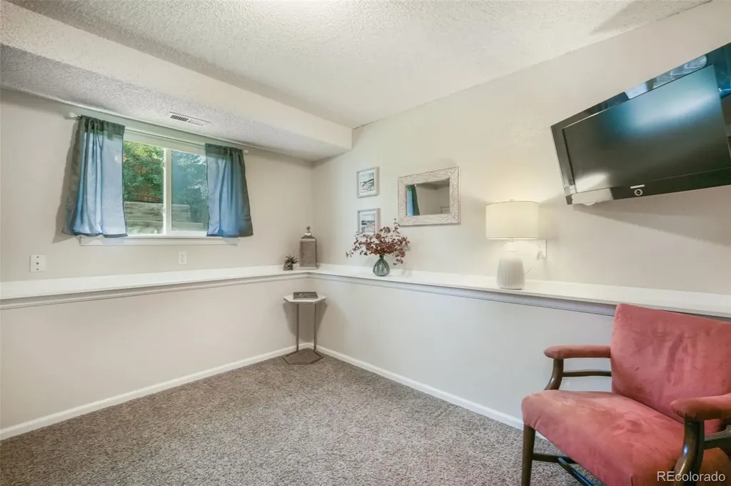 380 Winter Park Lane Colorado Springs CO 80919
