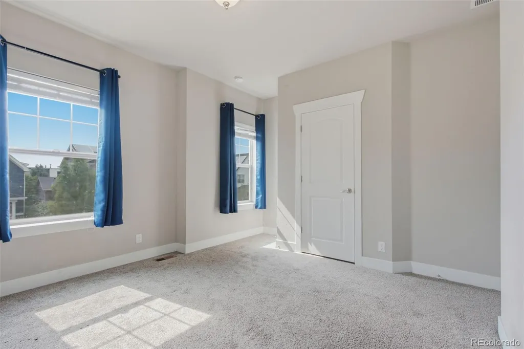 4958 Verbena Street Denver CO 80238