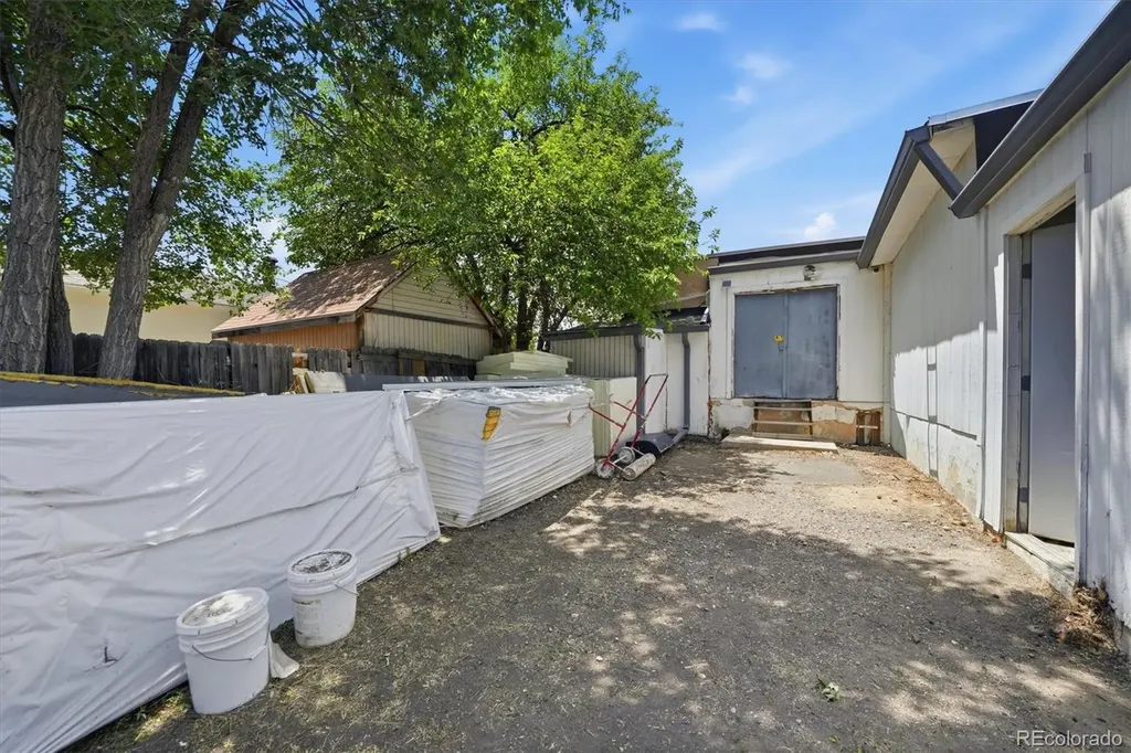 1050 S Quitman Street Denver CO 80219