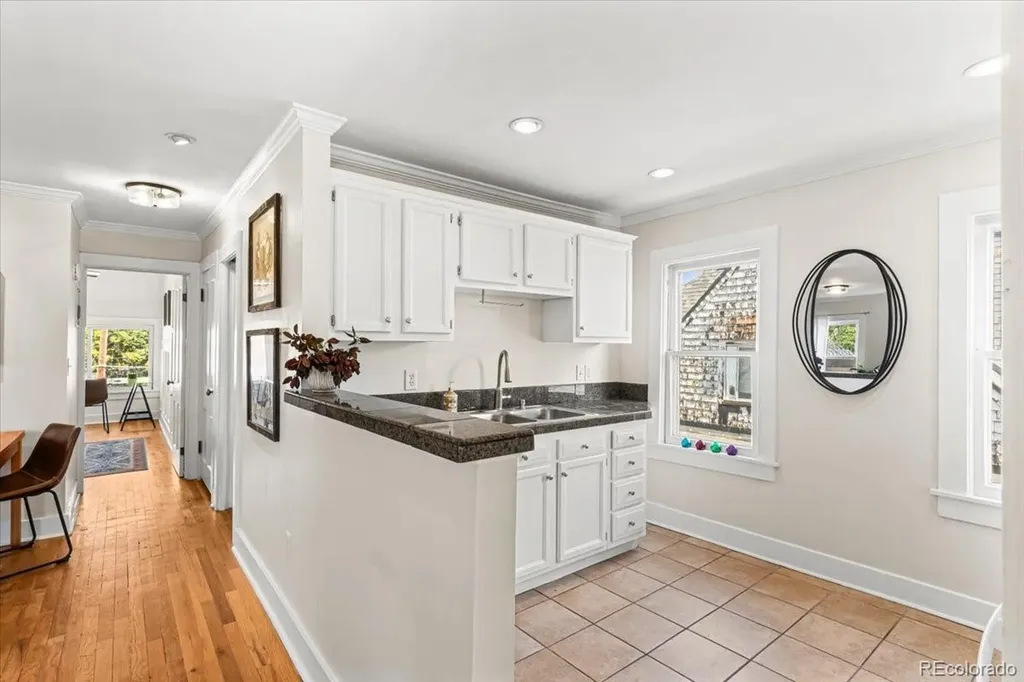 841 N Emerson Street Denver CO 80218