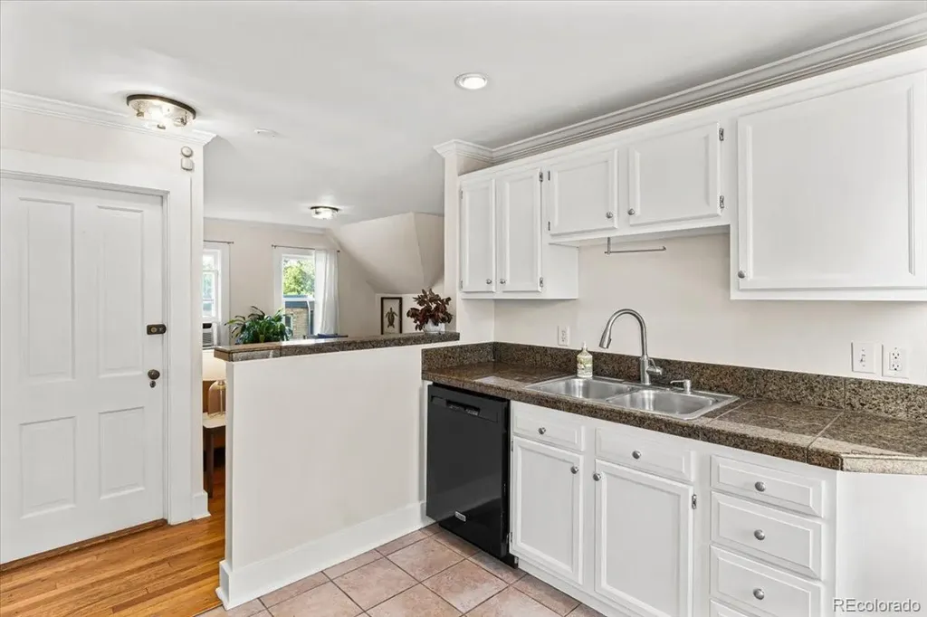 841 N Emerson Street Denver CO 80218