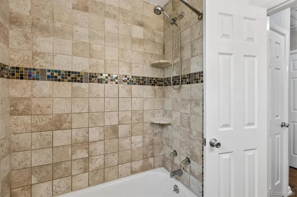 1606 Glen Bar Drive Lakewood CO 80215
