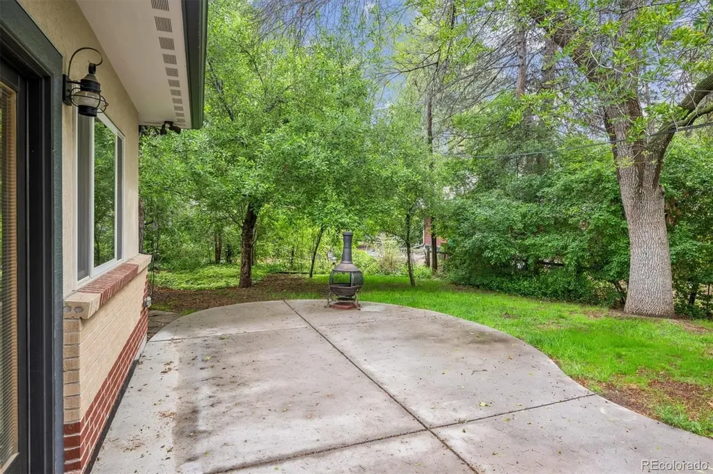 1606 Glen Bar Drive Lakewood CO 80215