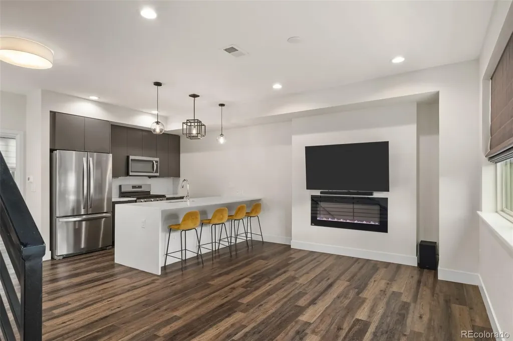 1204 S Reed Way Lakewood CO 80232