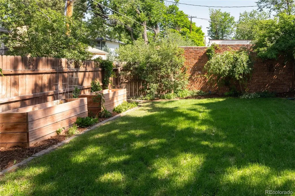 1325 Bellaire Street Denver CO 80220