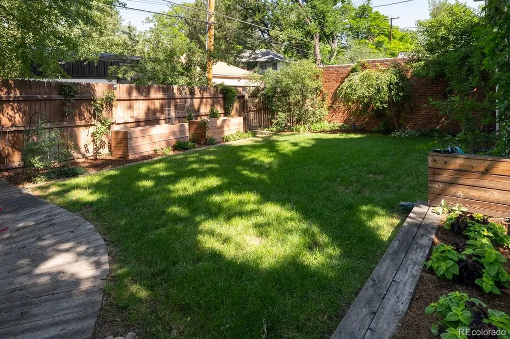 1325 Bellaire Street Denver CO 80220
