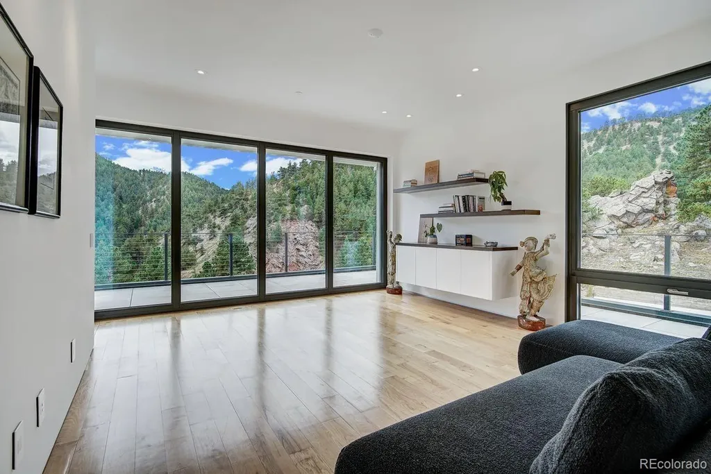 228 Lion Point Boulder CO 80302