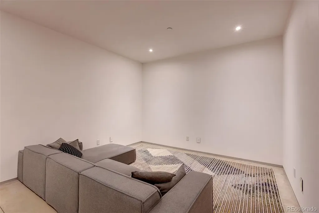228 Lion Point Boulder CO 80302