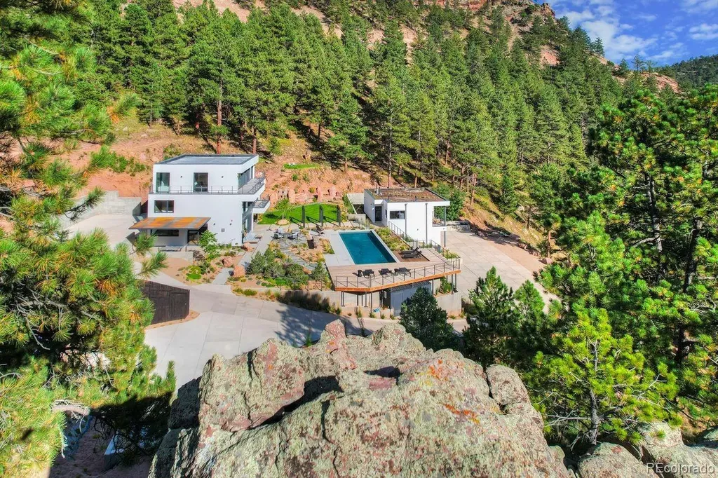 228 Lion Point Boulder CO 80302