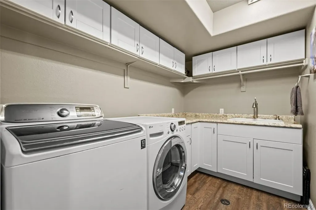 7524 Engineers Court Larkspur CO 80118