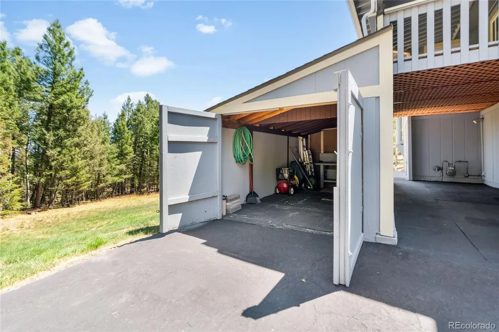 9790 S Warhawk Road Conifer CO 80433