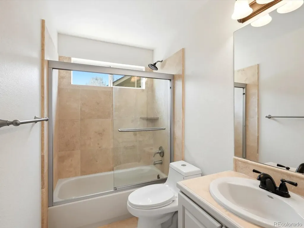 9464 Bexley Drive Littleton CO 80126