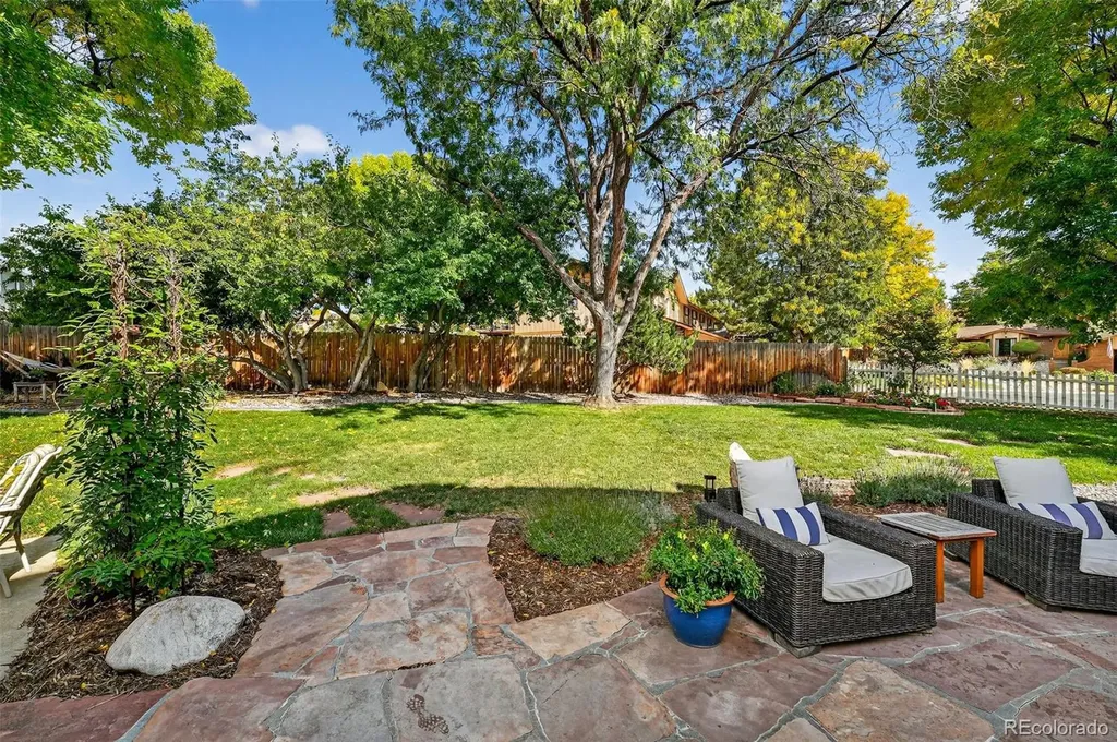 1074 Princeton Drive Longmont CO 80503