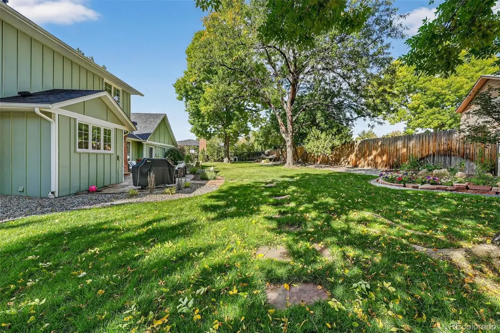 1074 Princeton Drive Longmont CO 80503