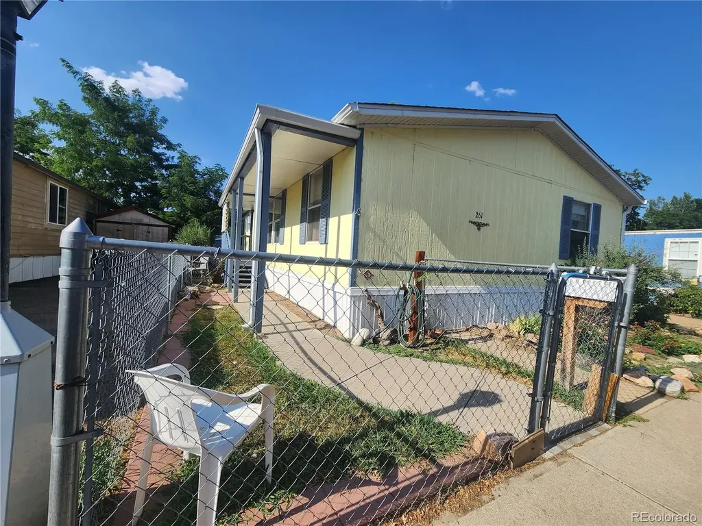 1400 S Collyer Street S Longmont CO 80501