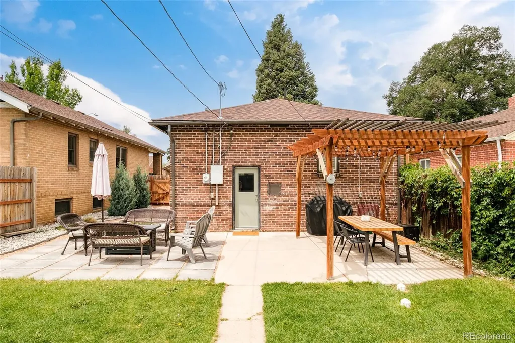 3228 N Fillmore Street Denver CO 80205