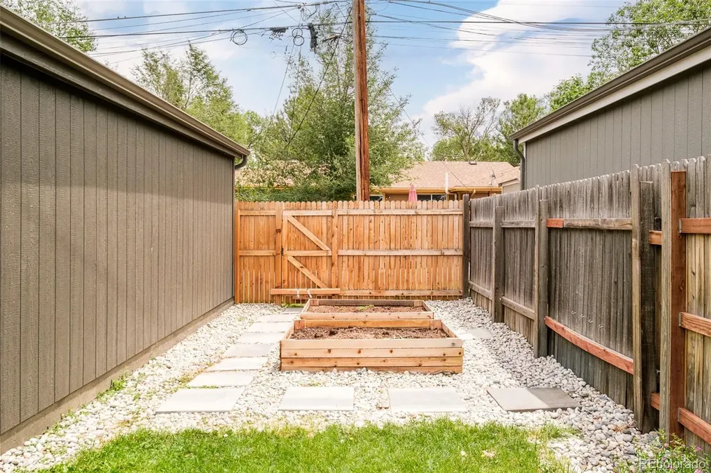 3228 N Fillmore Street Denver CO 80205
