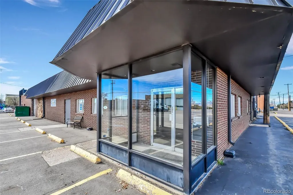 4995 Monaco Street Commerce City CO 80022