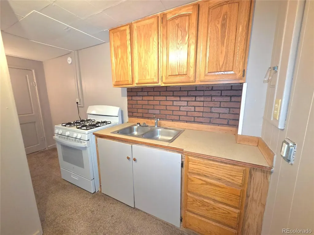 10110 E 120th Avenue Henderson CO 80640