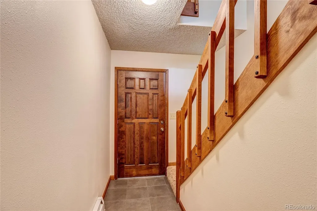 4490 Red Rock Drive Larkspur CO 80118