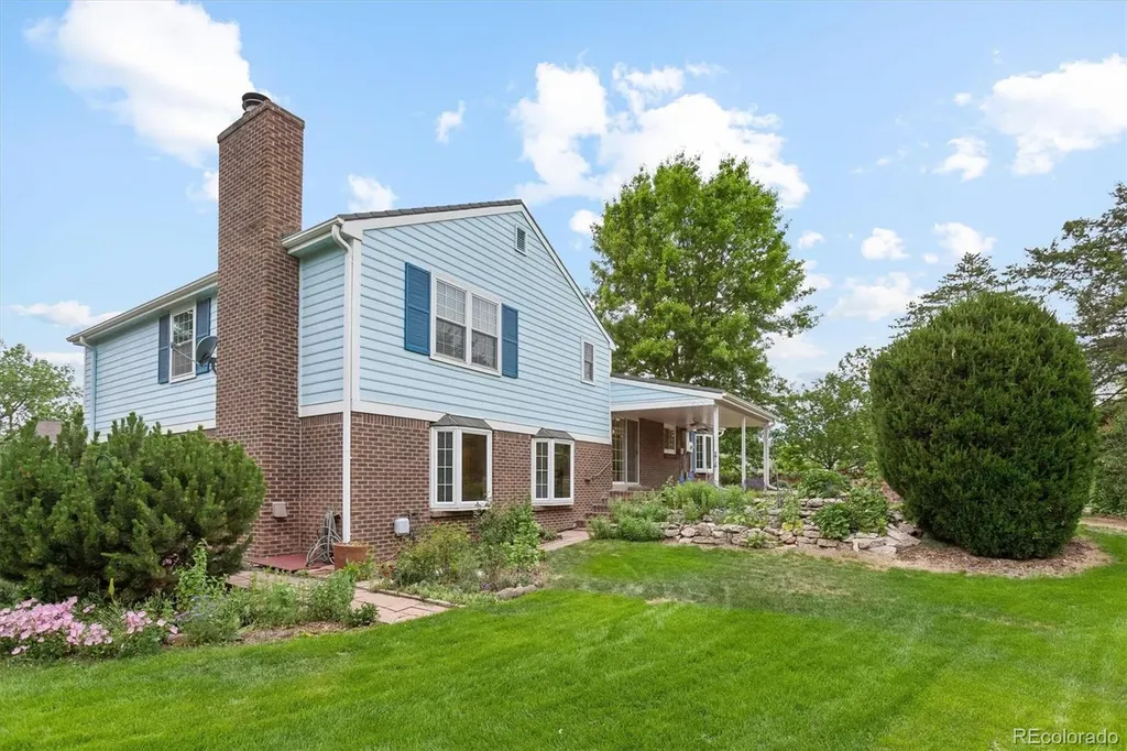 5142 S Everett Street Littleton CO 80123