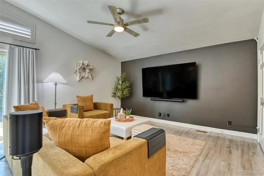 215 Beckers Lane Manitou Springs CO 80829