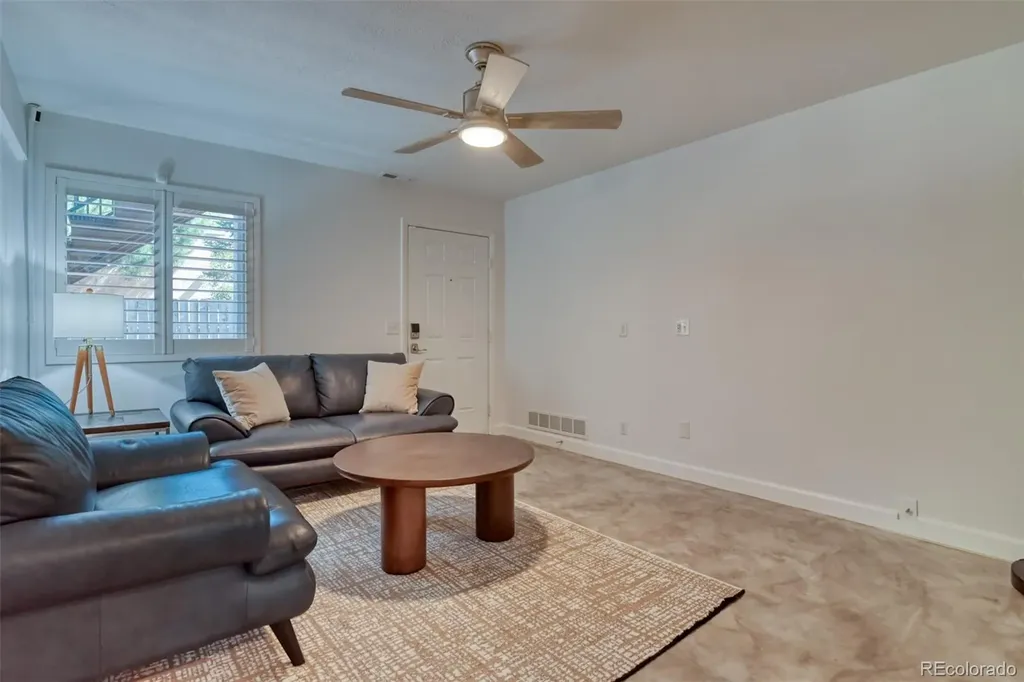 215 Beckers Lane Manitou Springs CO 80829