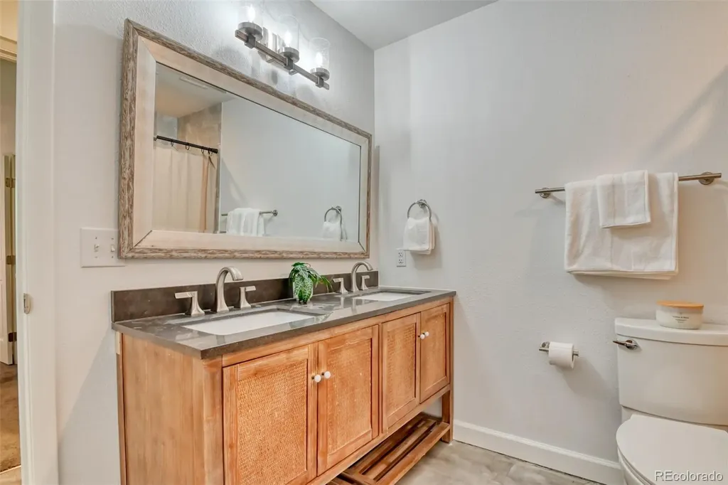 215 Beckers Lane Manitou Springs CO 80829
