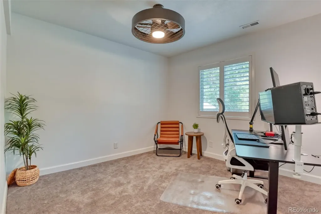 215 Beckers Lane Manitou Springs CO 80829