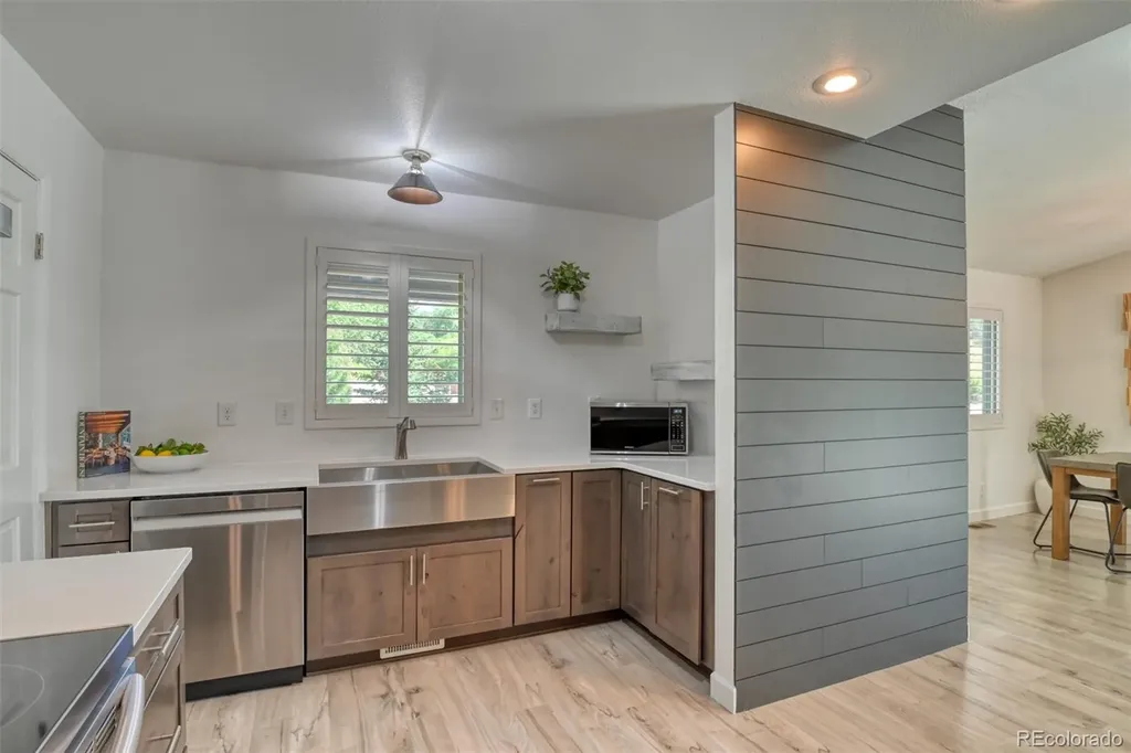 215 Beckers Lane Manitou Springs CO 80829