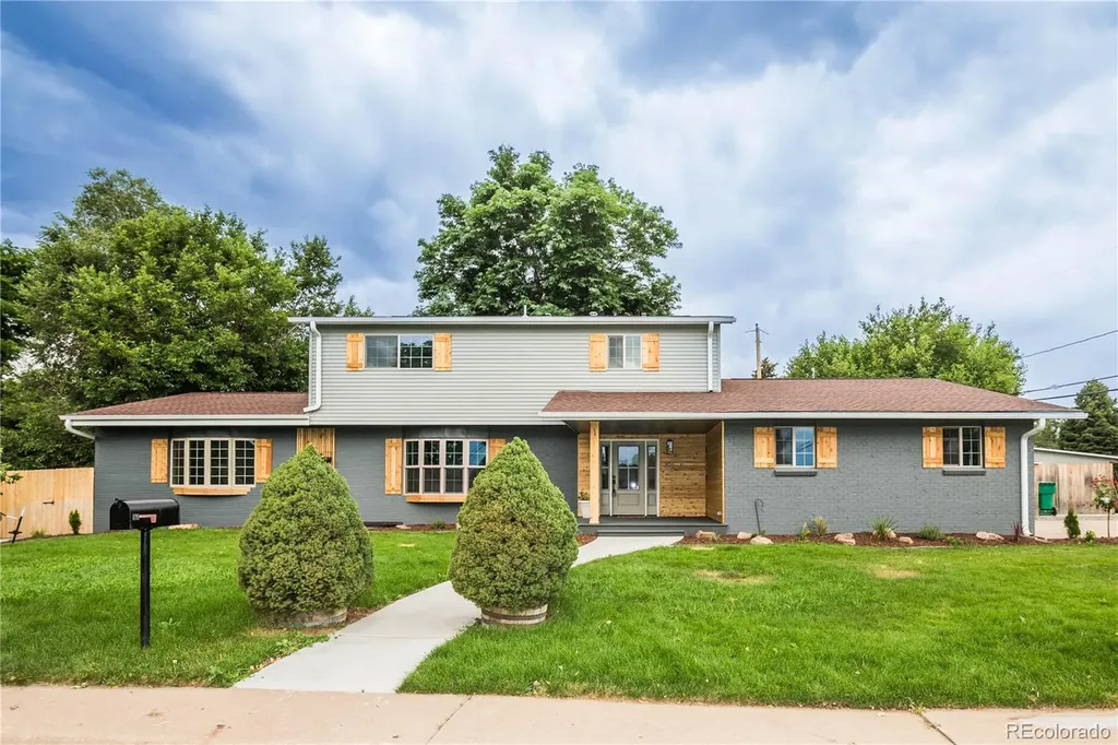 306 E Maplewood Avenue Littleton CO 80121