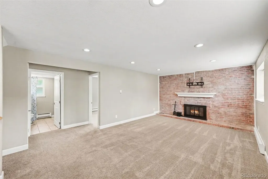 1025 Maple Drive Broomfield CO 80020