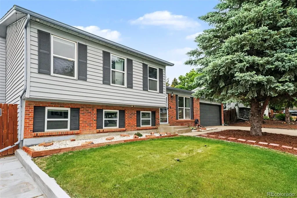 1025 Maple Drive Broomfield CO 80020