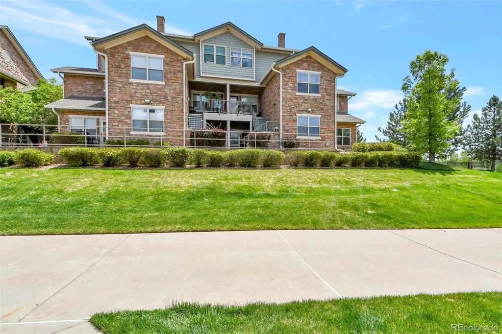 2521 S Bahama Circle Aurora CO 80013