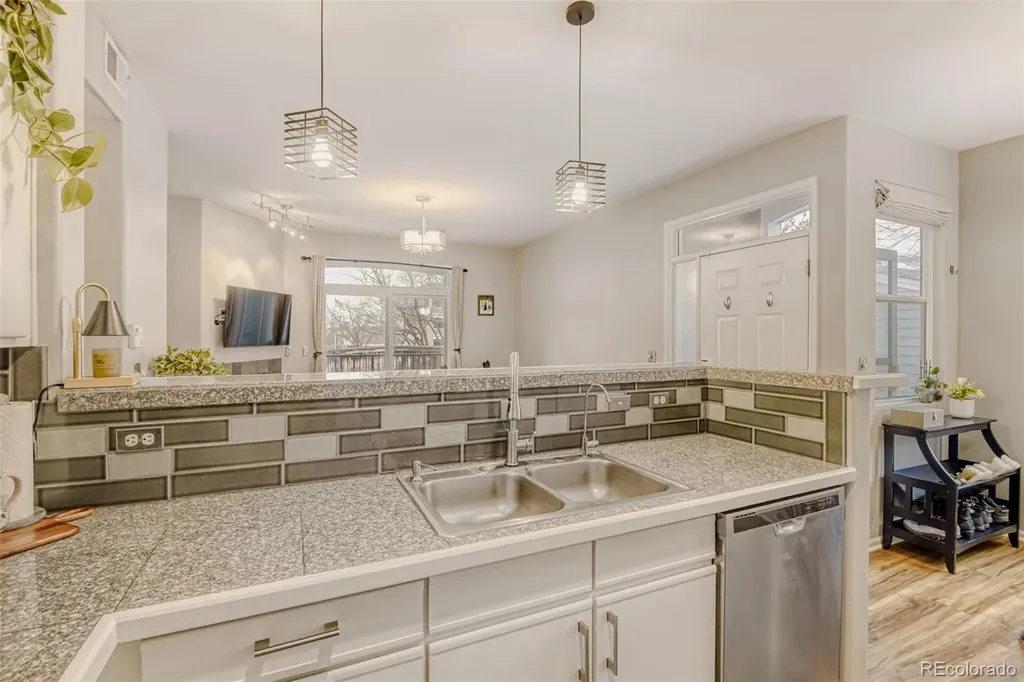 8500 E Jefferson Avenue Denver CO 80237