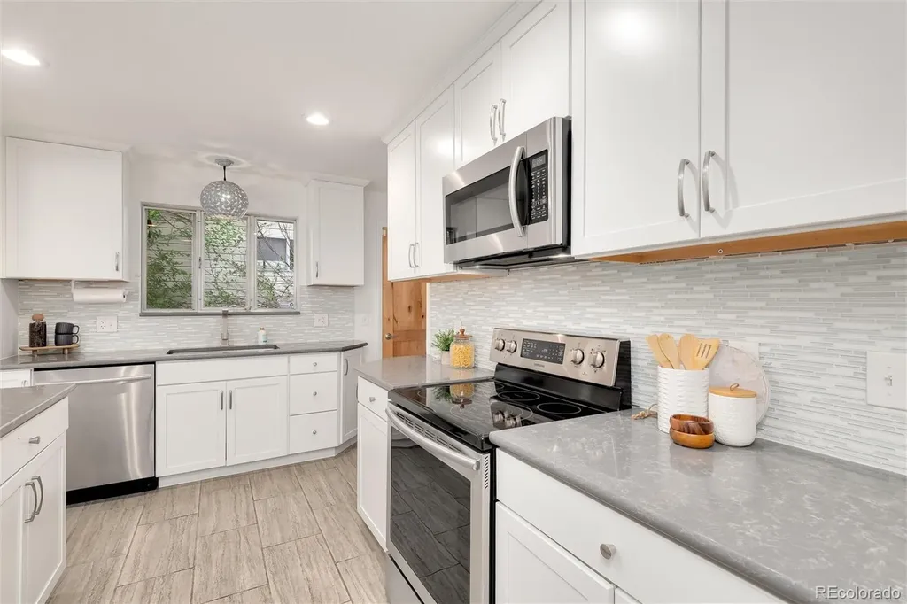 1522 S Cherry Street Denver CO 80222