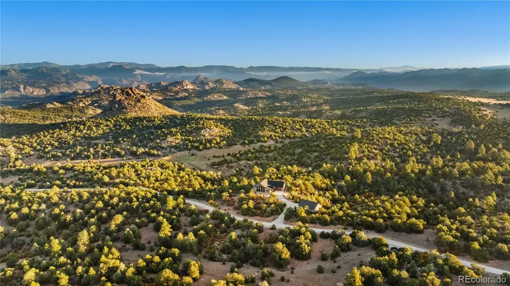 1310 Sunrise Ridge Cotopaxi CO 81223