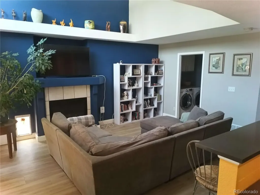 5026 Fontana Court Denver CO 80239