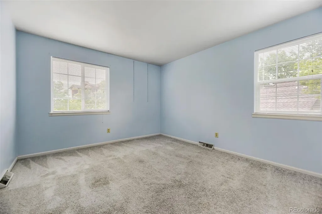 2405 S Worchester Court Aurora CO 80014