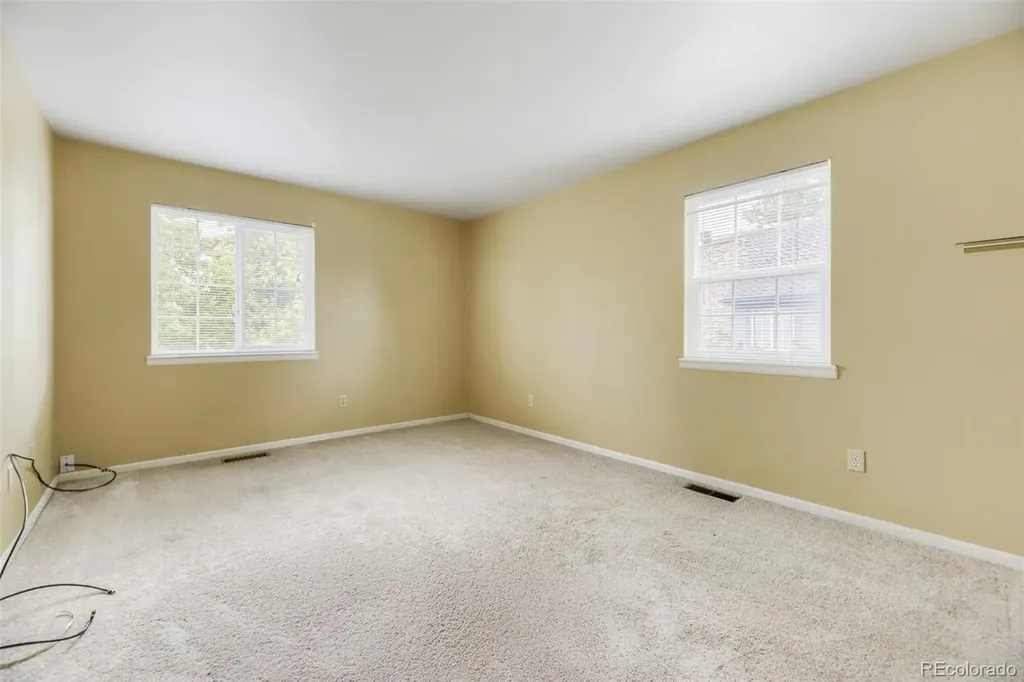 2405 S Worchester Court Aurora CO 80014