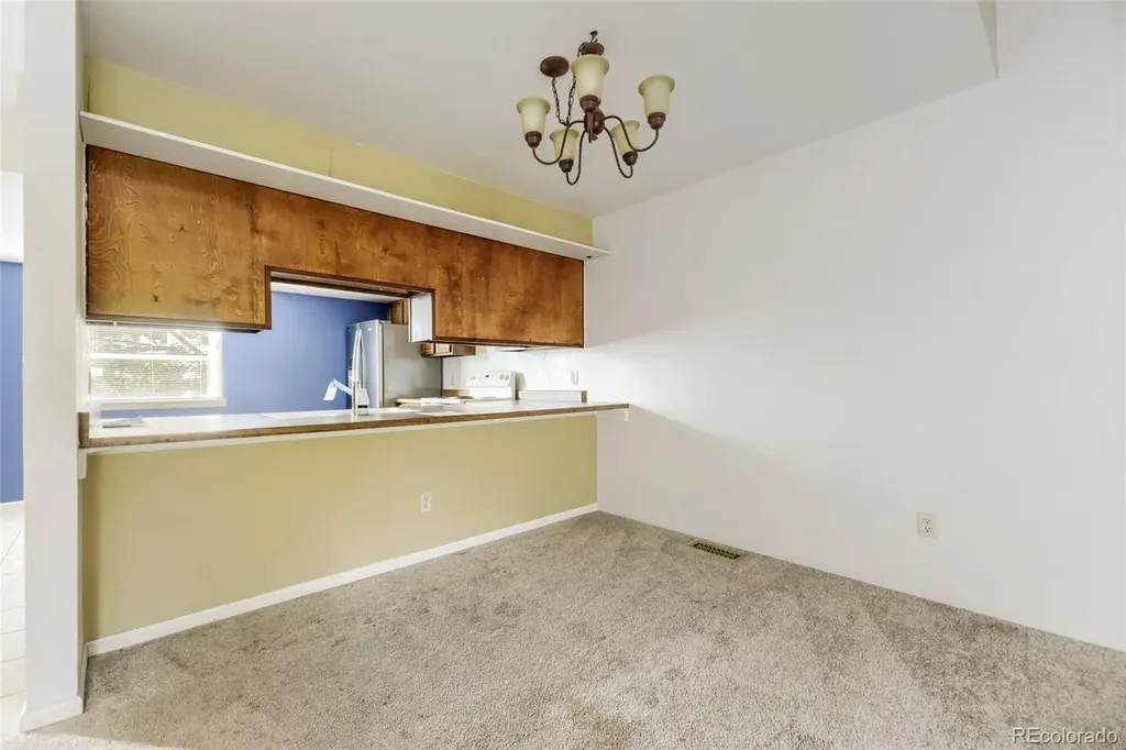 2405 S Worchester Court Aurora CO 80014