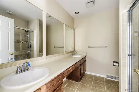 2405 S Worchester Court Aurora CO 80014